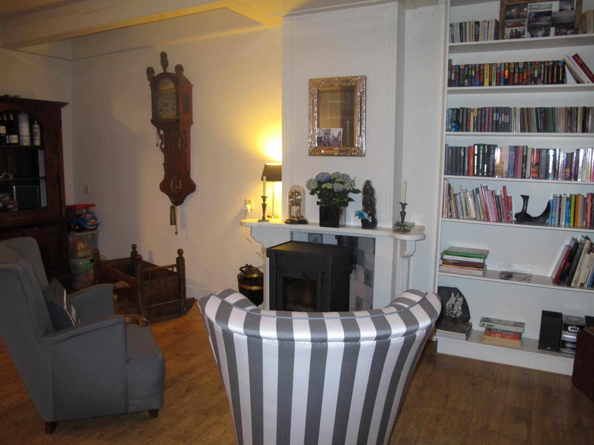 De Thuiskamer In Grou Als B&B Of Vakantiehuis Экстерьер фото